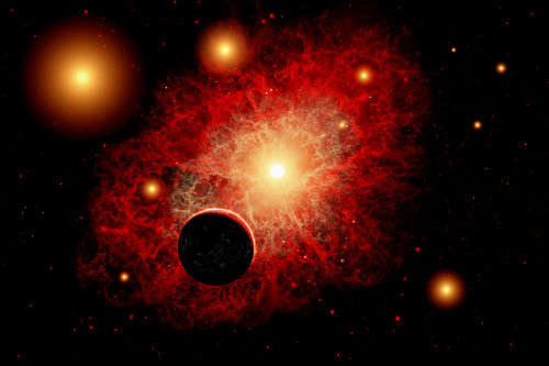 A lone planet orbiting a red giant star, which is one in a cluster of red giants Poster Print - Item # VARPSTMAS100633S