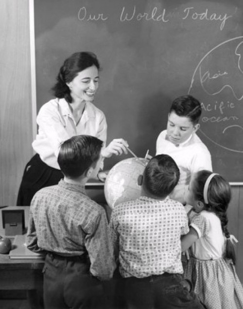 Female teacher and her students looking at a globe Poster Print - Item # VARSAL2553415