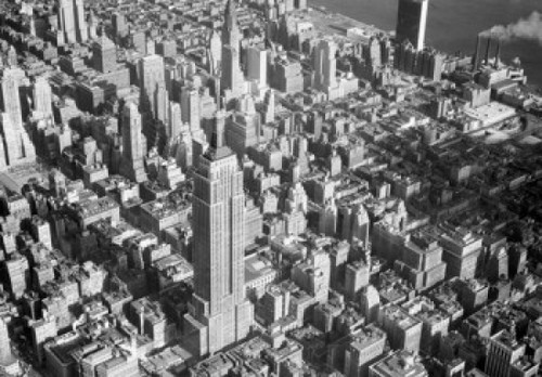 USA  New York State  New York City  Midtown Manhattan with Empire State building  Chrysler building  and United Nations buildings  aerial view Poster Print - Item # VARSAL255420025 USA  New York State  New York City  Midtown Manhattan with Empire State building  Chrysler building  and United Nations buildings  aerial view Poster Print - Item # VARSAL255420025