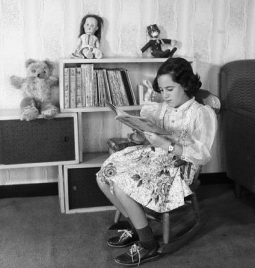 Girl reading book Poster Print - Item # VARSAL255418274