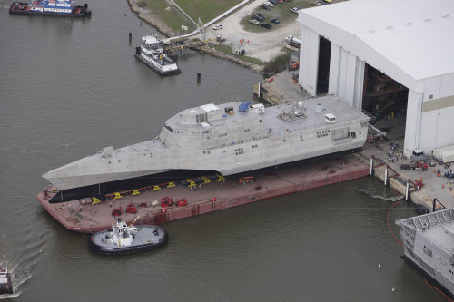 The Coronado littoral combat ship is rolled out at the assembly bay Poster Print - Item # VARPSTSTK105199M