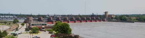 Lock and Dam No. 15 on the Mississippi River, between Davenport, Iowa and Rock Island, Illinois, USA Poster Print - Item # VARPPI169603