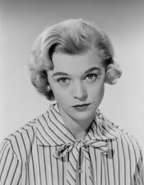 Studio portrait of young woman Poster Print - Item # VARSAL255422825