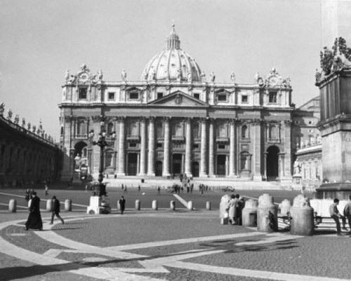 St. Peter's Basilica  Vatican City Poster Print - Item # VARSAL25547324