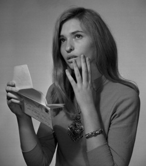 Woman reading letter Poster Print - Item # VARSAL255913C