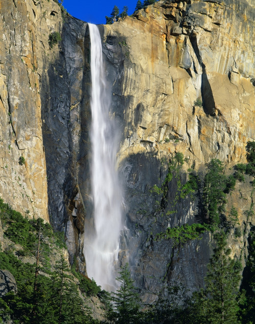 Bridal Veil Falls, Yosemite National Park, California, Usa PosterPrint - Item # VARDPI1783191