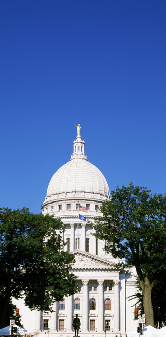 Facade of a government building, Wisconsin State Capitol, Madison, Wisconsin, USA Poster Print - Item # VARPPI152855