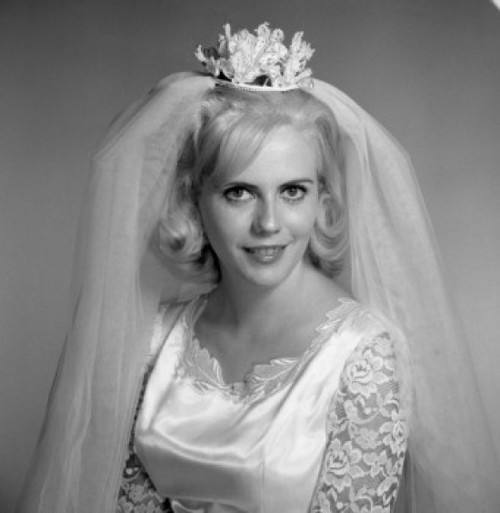 Woman in wedding dress Poster Print - Item # VARSAL255418093