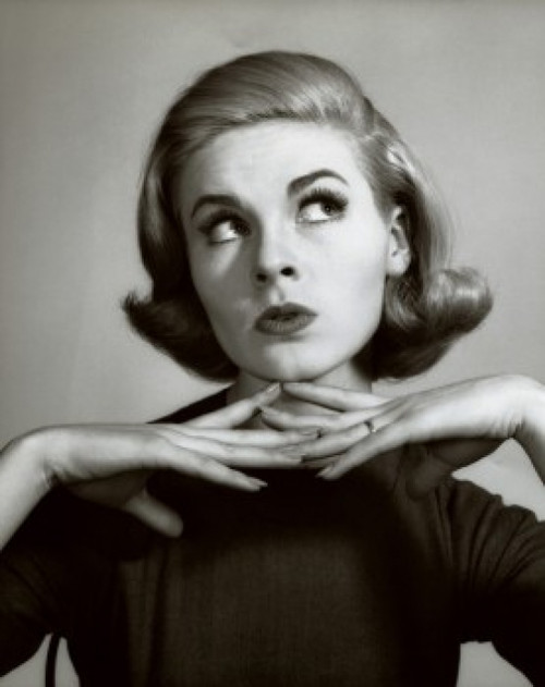 Close-up of a young woman looking up Poster Print - Item # VARSAL2552912