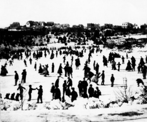 USA  New York State  New York City  Manhattan  Central Park  people on ice rink Poster Print - Item # VARSAL9903178