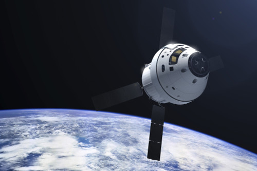 Orion module in orbit above Earth Poster Print - Item # VARPSTAEM200003S