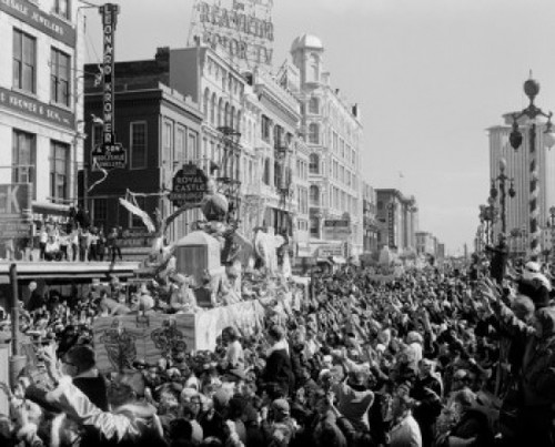 USA  Louisiana  New Orleans  Parade and crowds during Mardi Gras Poster Print - Item # VARSAL255424906