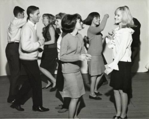 Group of teenagers dancing in a party Poster Print - Item # VARSAL2556444