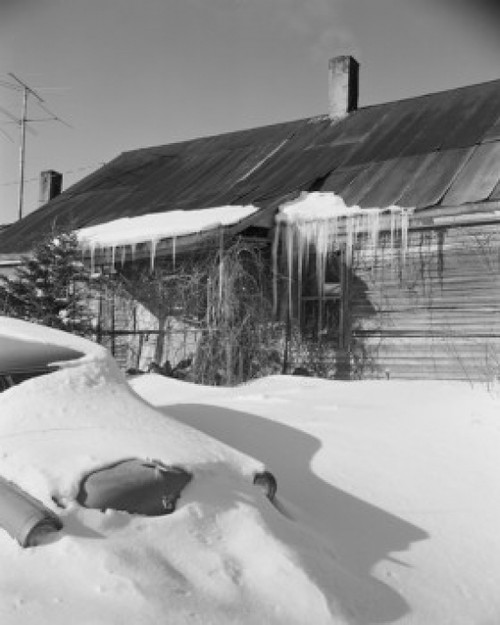 USA  Vermont  near Waits River  winter farmhouse and icicles Poster Print