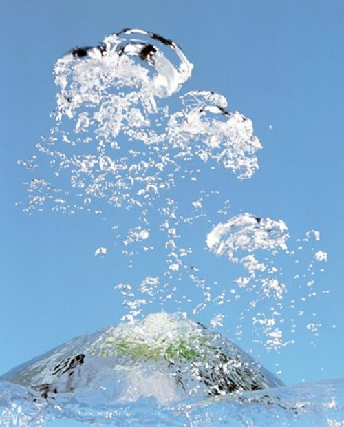 Churning bubbles rising upwards in blue water Poster Print by Panoramic Images (20 x 24) - Item # PPI117993