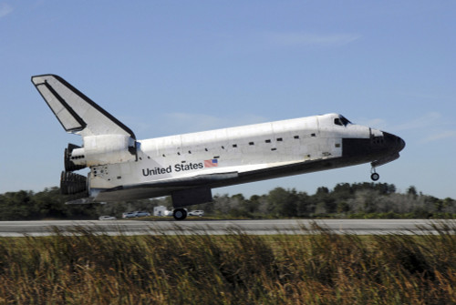 Space shuttle Atlantis touches down at Kennedy Space Center, Florida Poster Print - Item # VARPSTSTK203118S