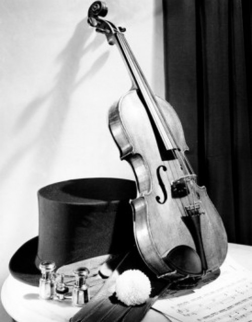Violin with a hat on a table Poster Print - Item # VARSAL25522256