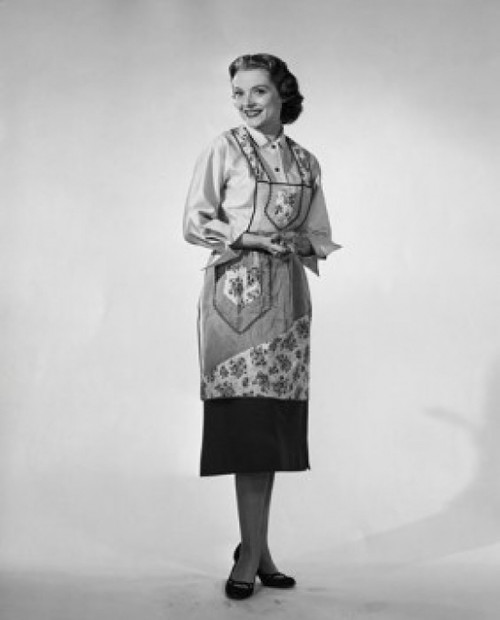 Portrait of a young woman posing Poster Print - Item # VARSAL25542011