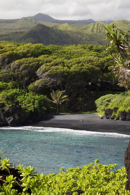 Hawaii, Maui, Hana, The Black Sand Beach of Waianapanapa. PosterPrint - Item # VARDPI2116399