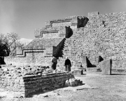 Monte Alban  Oaxaca  Mexico Poster Print - Item # VARSAL25547000