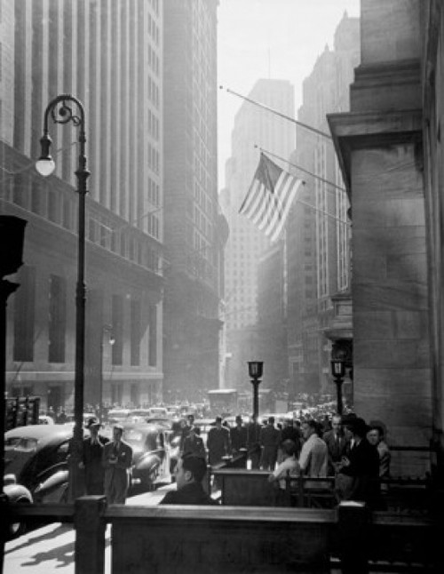 Crowd in the street  Broad Street  Manhattan  New York City  New York  USA Poster Print - Item # VARSAL9902403