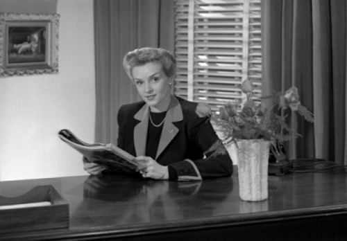 Woman reading magazine Poster Print - Item # VARSAL25548450