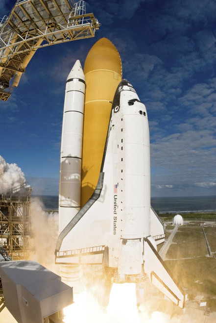 Space Shuttle Atlantis lifts off from its launch pad at Kennedy Space Center, Florida Poster Print - Item # VARPSTSTK203115S