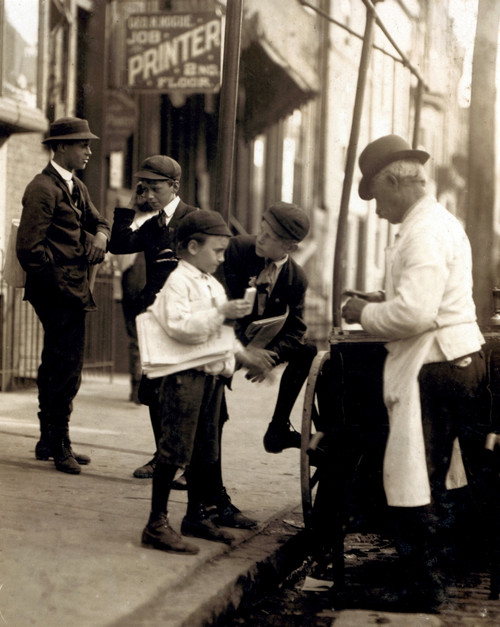 Wilmington Newsboys, Lewis Hine, 1910 Poster Print by Science Source - Item # VARSCIJB8679