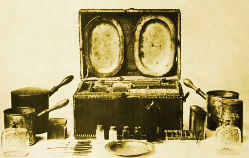 George Washington's Mess Kit Poster Print by Science Source - Item # VARSCIBR7445