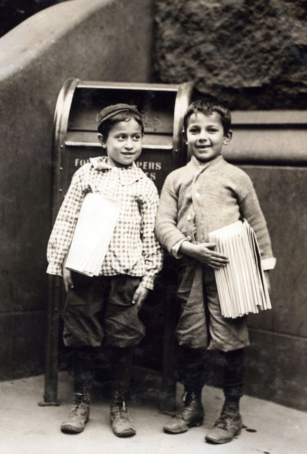 Philadelphia Newsboys, Lewis Hine, 1910 Poster Print by Science Source - Item # VARSCIJB8657