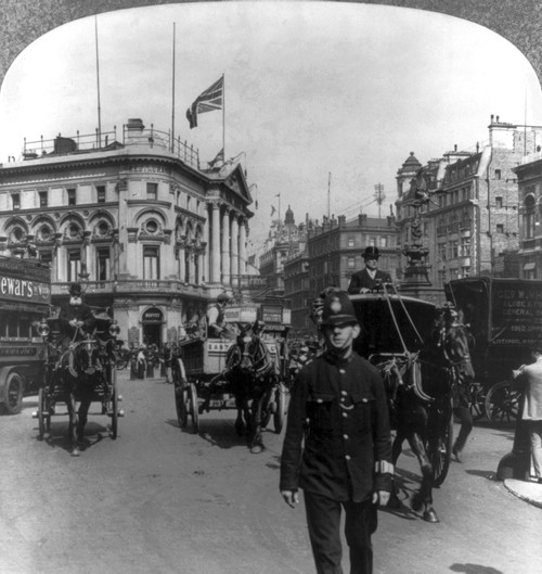 Piccadilly Circus, 1895 Poster Print by Science Source - Item # VARSCIJA6330
