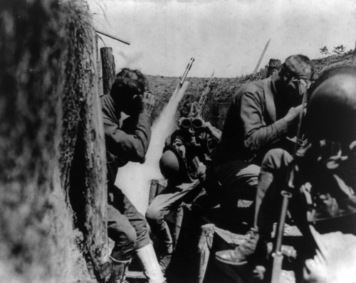 WWI, American Soldiers Wearing Gas Masks, 1918 Poster Print by Science Source - Item # VARSCIBZ1753