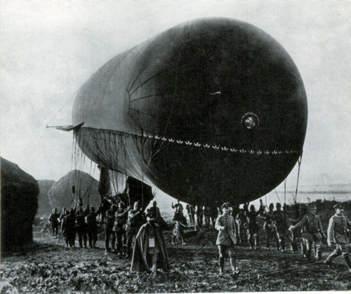 WWI, German Observation Balloon Poster Print by Science Source - Item # VARSCIBZ7167