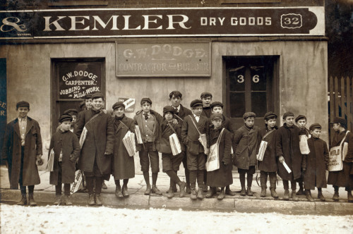 Hartford Newsboys, Lewis Hine, 1909 Poster Print by Science Source - Item # VARSCIJB8672
