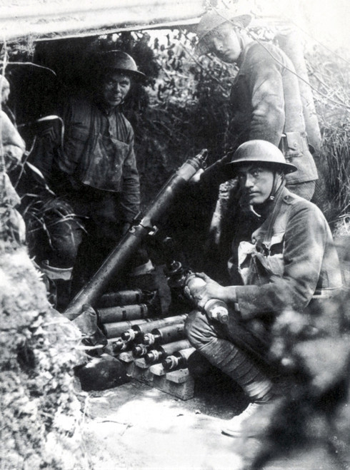 WWI, AEF Stokes Mortar Crew Poster Print by Science Source - Item # VARSCIBZ7818