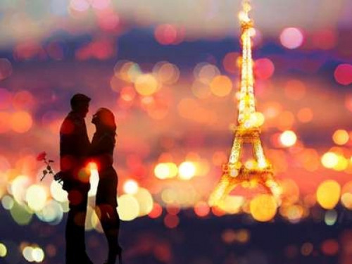 A Date in Paris Poster Print by Dianne Loumer - Item # VARPDX3DL3846