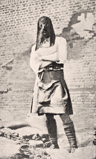 Scottish Soldier Wearing Gas Mask In 1915 From The War Illustrated Album Deluxe Published London 1916 PosterPrint - Item # VARDPI1855320