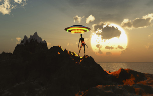 An alien reptoid waiting to hitch a ride from a passing flying saucer. Poster Print by Mark Stevenson/Stocktrek Images - Item # VARPSTMAS200074S