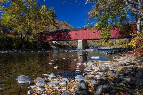 West Cornwall covered bridge over Housatonic River, West Cornwall, Connecticut, USA Poster Print by Panoramic Images - Item # VARPPI182541