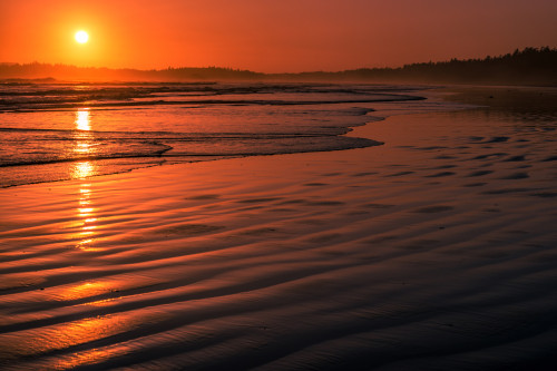 Waves rolling into Long Beach at sunset, Pacific Rim National Park Reserve, Vancouver Island, British Columbia, Canada Poster Print by Panoramic Images - Item # VARPPI174116