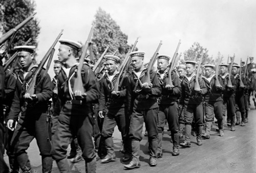 Chinese Imperial Navy. /Nchinese Sailors Of The Imperial Chinese Navy Marching Past Grant'S Tomb In New York City On 18 September 1911. Photograph. Poster Print by Granger Collection - Item # VARGRC0118035
