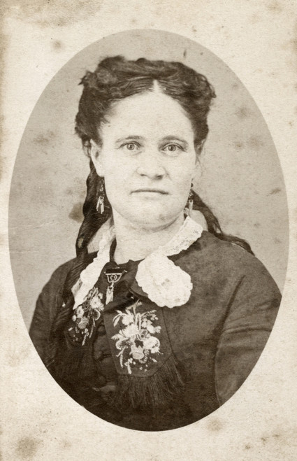 Woman, C1880. /Nportrait Of A Woman. Carte De Visite From A Photography Studio In Chicago, Illinois, C1880. Poster Print by Granger Collection - Item # VARGRC0352967