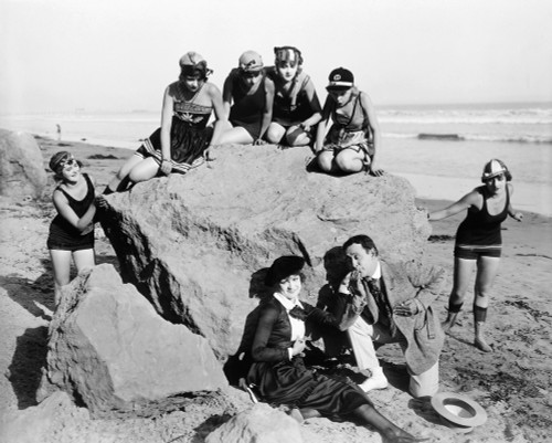 Film Still: Beach. Poster Print by Granger Collection - Item # VARGRC0000025