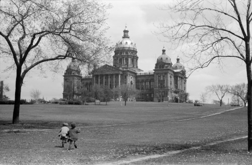 Iowa: State Capitol, 1940. /Nthe State Capitol Building In Des Moines, Iowa. Photograph By John Vachon, May 1940. Poster Print by Granger Collection - Item # VARGRC0172798