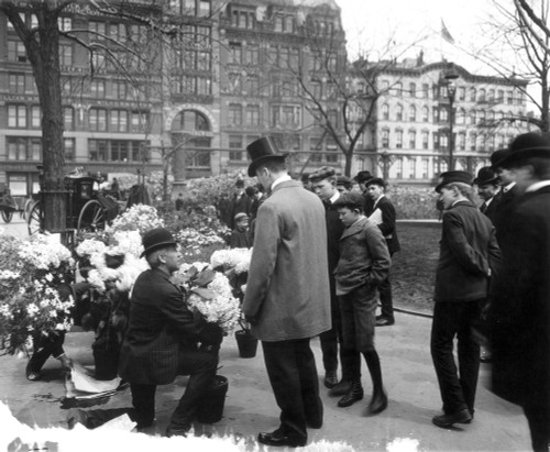 Madison Square Garden. /Na Flower Vendor Outside Madison Square Garden, C1905. Poster Print by Granger Collection - Item # VARGRC0000527