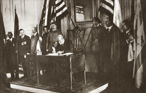 World War I: Independence. /Nprofessor T.G. Masaryk Signing The Declaration Of Independence Of All Oppressed Nationalities In Independence Hall, Philadelphia, Pennsylvania. Photograph, 1918. Poster Print by Granger Collection - Item # VARGRC0409242