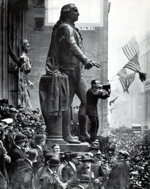 WWI, Douglas Fairbanks Aids 3rd Liberty Loan, NYC Poster Print by Science Source