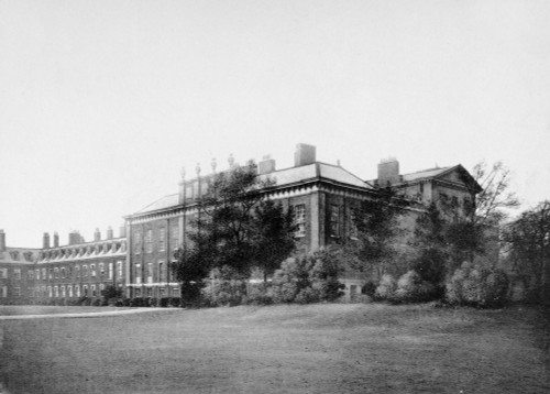 London: Kensington Palace. /Nview Of Kensington Palace, The British Royal Residence At Kensington, London, England. Photographed C1900. Poster Print by Granger Collection - Item # VARGRC0094331
