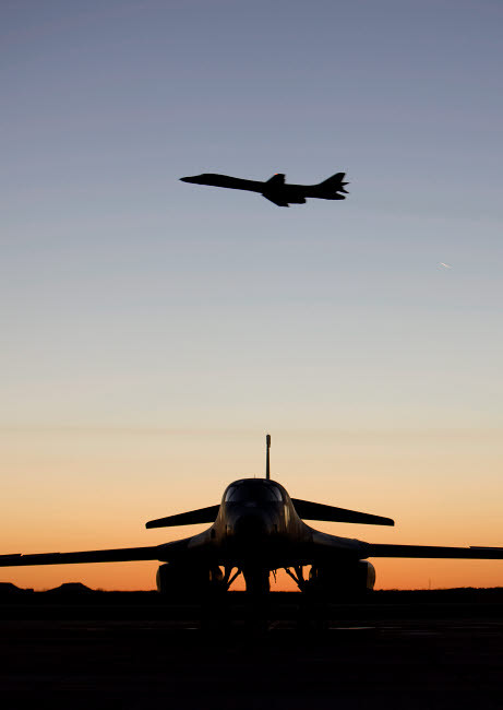 A B-1B Lancer takes off at sunset from Dyess Air Force Base, Texas Poster Print by HIGH-G Productions/Stocktrek Images - Item # VARPSTHGP100260M