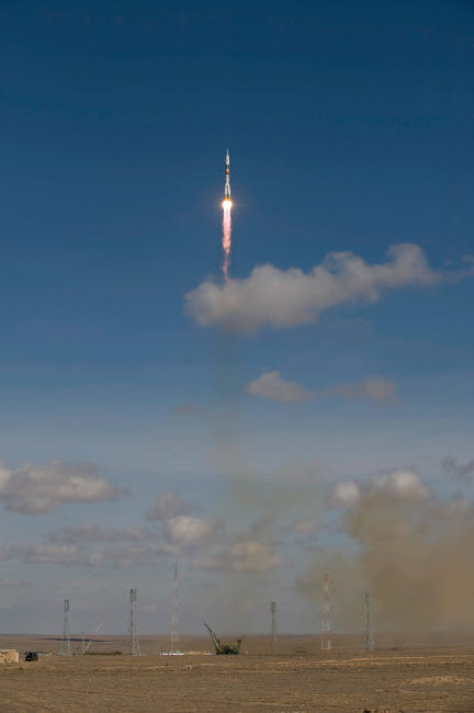 The Soyuz TMA-13 spacecraft launches from the Baikonur Cosmodrome in Kazakhstan Poster Print by Stocktrek Images
